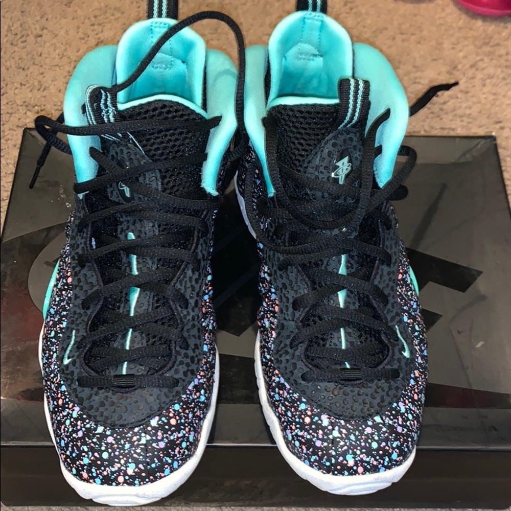 Multi color Foamposites